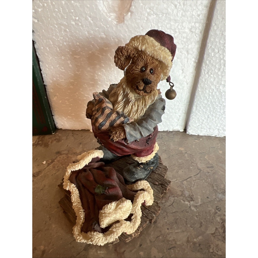 Boyds Bears & Friends S Kringlebeary Santa Wannabe 1995